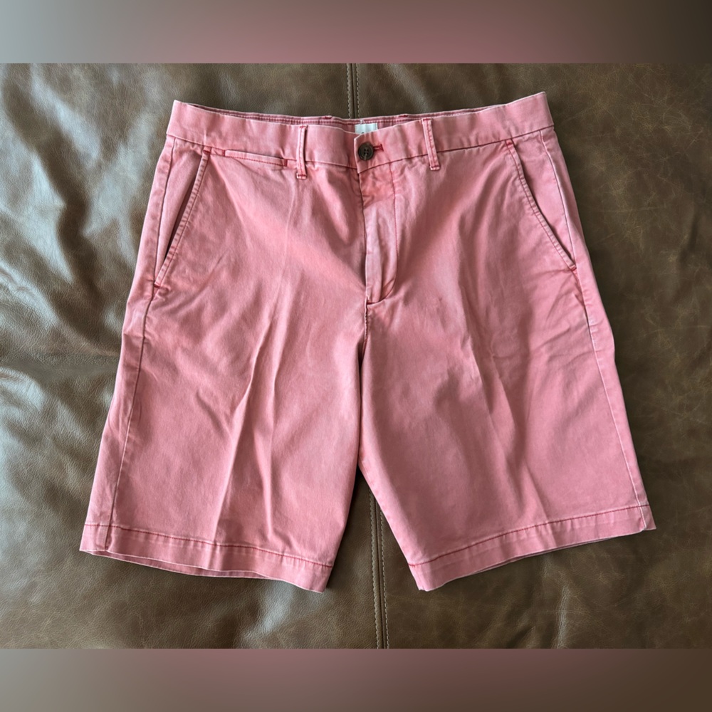 Men’s Gap shorts